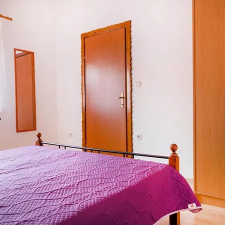 Apartments Ana 388